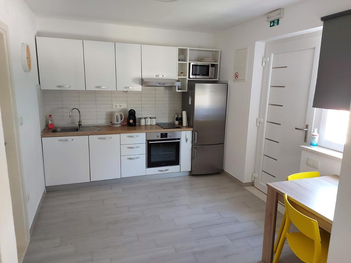 Mimi Apartment ฮวาร์ ภายนอก รูปภาพ