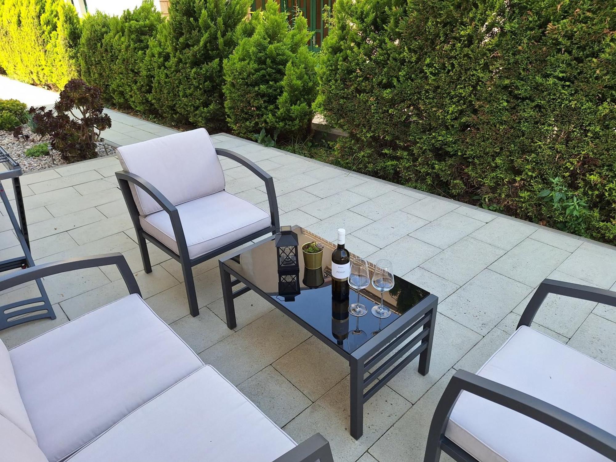 Mimi Apartment ฮวาร์ ภายนอก รูปภาพ