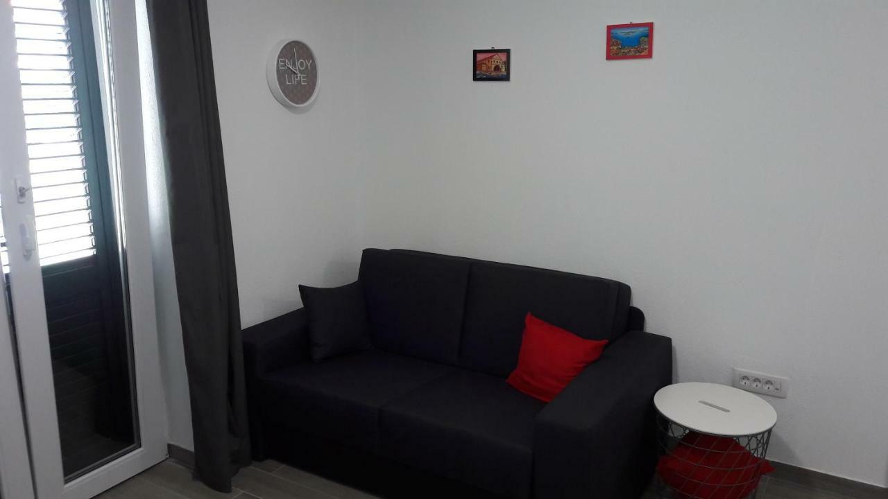 Mimi Apartment ฮวาร์ ภายนอก รูปภาพ