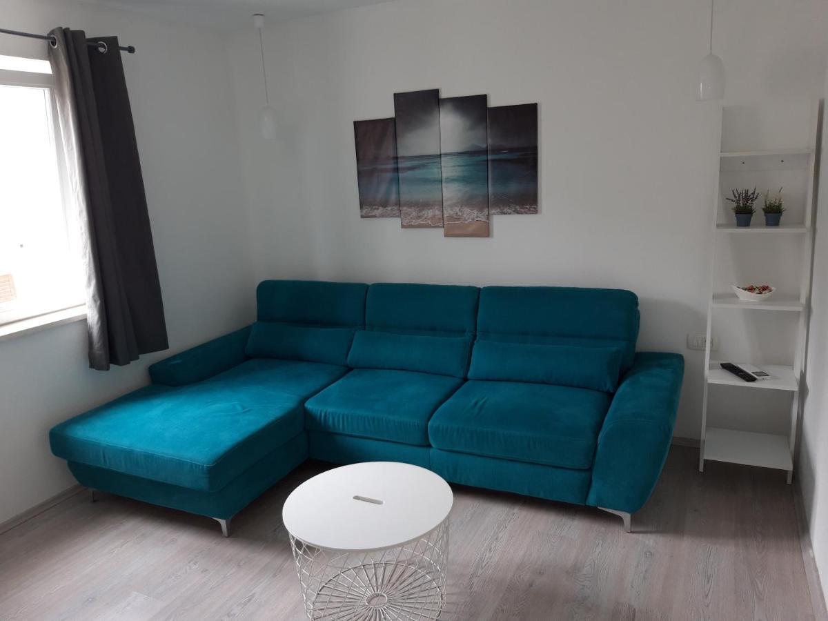 Mimi Apartment ฮวาร์ ภายนอก รูปภาพ